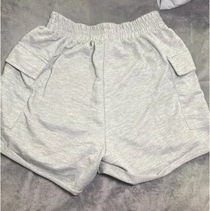 Amazon Grey Cargo Shorts thumbnail 2