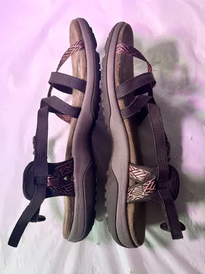 Skechers Brown Sandals with Pink Patterned Straps thumbnail 8