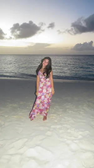 Mi Ami Francesca's Floral Dress thumbnail 4