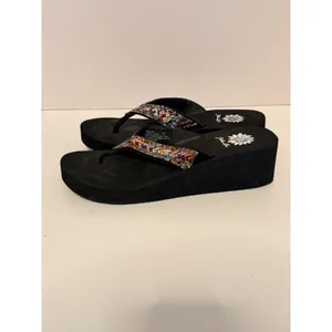 Yellow Box Skyllah Wedge Sandals Sz 7.5 Multi Rhinestone Platform Flip Flop thumbnail 4