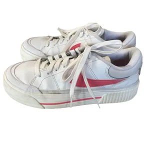 Nike Court Legacy Lift Sneakers Womens Size 6 White Sea Coral Platform Shoes thumbnail 2