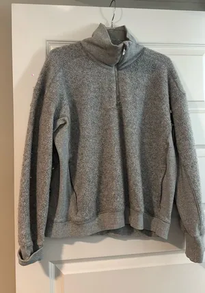 Lululemon jacket thumbnail 1