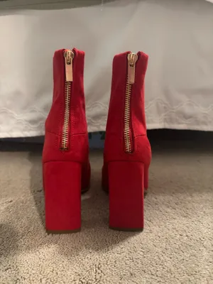 Booties Red Size 7 thumbnail 3