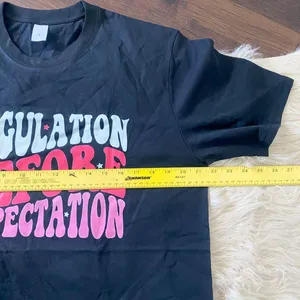 New unworn Black Pink "regulation Before Expectation" Graphic Print T-shirt L thumbnail 3