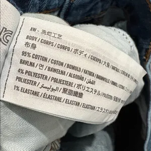 Abercrombie High Rise 90s Relaxed Jean thumbnail 7
