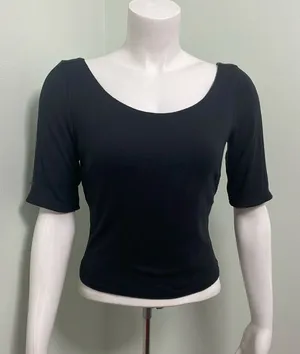 Lululemon ribbed black top size 10 thumbnail 1