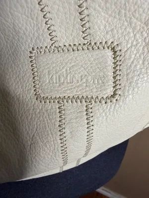 Kipling Luxury Collection White Pebbled Leather Hobo Shoulder Bag w/ Stitching thumbnail 2