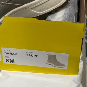Khombu Sarah Water‎ Repellent Ankle Boots Size 8 thumbnail 10