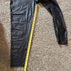 Women's Madeline & Monroe Black Stretch Pleather‎ Pants 3XL thumbnail 7