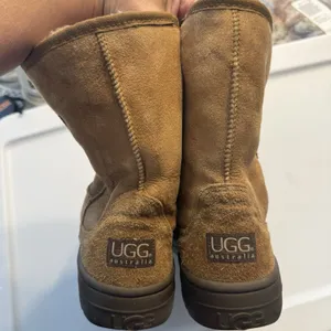 UGG Australia Ultra Short Chestnut Suede Boots Women's Size 9 Hard Sole EUC thumbnail 3