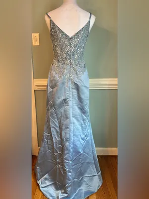 Elegant Light Blue Beaded Evening Gown Size 6 thumbnail 3
