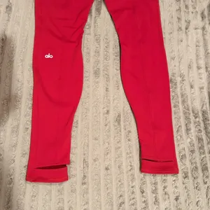 Alo Yoga High-Waist Airbrush Leggings Cherry Red Split Hem Size Medium thumbnail 9