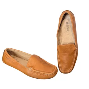 Michael Kors Driving Loafers Womens 5.5 Tan Leather Moc Toe Slip On Shoes thumbnail 1