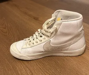 Nike High-Top Sneakers Women’s thumbnail 1