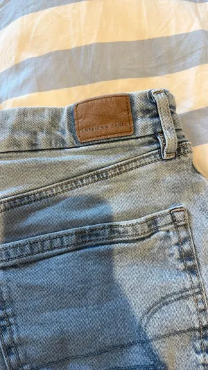 American Eagle Jeans thumbnail 3