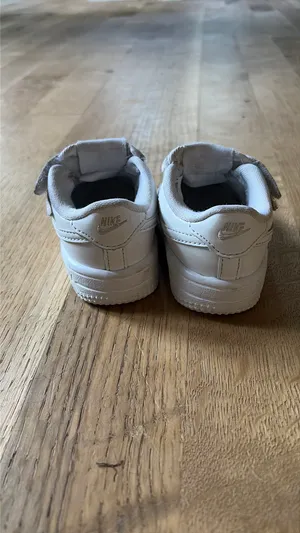 Toddler Air Force 1 size 4 thumbnail 3