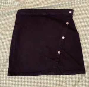 Free People Black Mini Skirt thumbnail 1