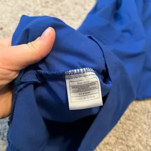 Dansko Royal Blue Smocked‎ Neck Keyhole Scrub Top Women's M thumbnail 3