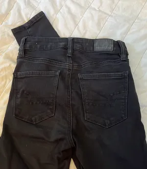 Outfitters Super High Rise Jeggings thumbnail 2