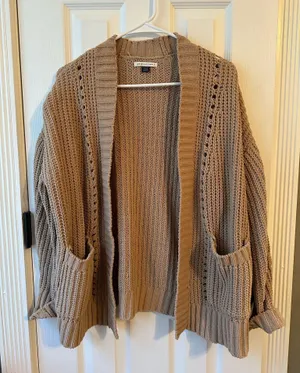 American Eagle Outfitters Cardigan thumbnail 1