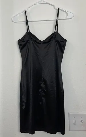 Forever 21 Black Satin Bodycon Mini Dress thumbnail 4