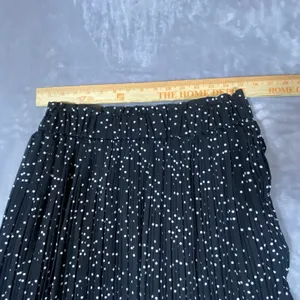 Exlura Pleated Skirt Large Black Polka Dot Maxi Stretchy Swing‎ Flowy Feminine thumbnail 6