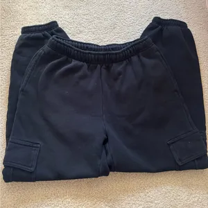 Aritzia Sweatfleece Cargo Joggers thumbnail 1