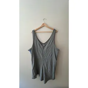 Free People FP Movement Grey Snap-Side Sleeveless Romper Size Medium NWT thumbnail 2