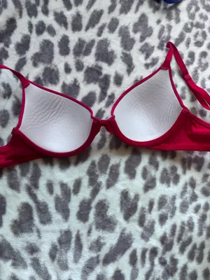 PINK Victoria's Secret Bra thumbnail 2