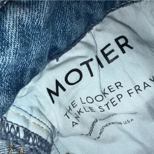 MOTHER‎ The Looker Step Ankle Fray Jeans Despite Differences Denim Blue 27 thumbnail 4