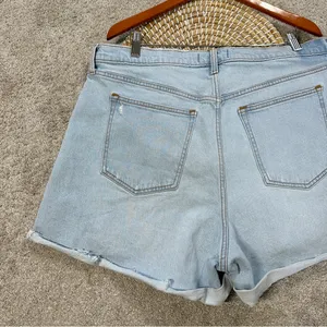 Abercrombie & Fitch Curve Love The Dad Short High Rise Cuff Hem Light Wash 34/18 thumbnail 6