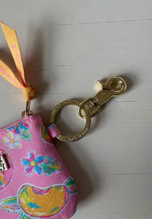 Simply Southern pink and orange peach fruit print gold tone key ring / ID wallet thumbnail 6