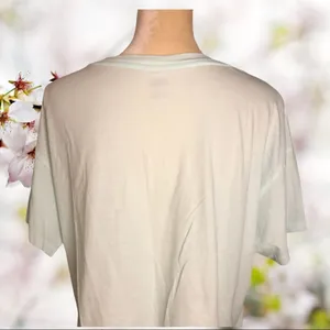 Pink pale green cropped T-shirt thumbnail 4