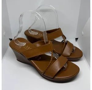 Italian Shoemakers Brown Wedge Sandals thumbnail 4