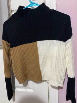 Sweater Top thumbnail 1