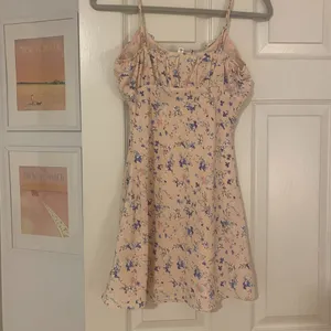 Pink Floral Summer Dress Size XS thumbnail 2