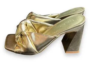 Open Edit Nordstrom‎ Saydee Gold Metallic Puff Sandal Heel Sz 7.5 thumbnail 1
