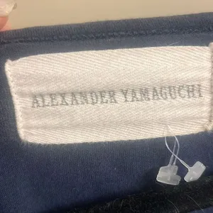 ✨Alexander Yamaguchi Short Sleeve Navy Crewneck Sz Large Tee✨ thumbnail 4