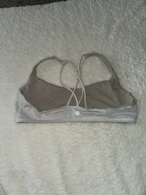 Lululemon bra thumbnail 2