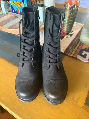 Clarks Black Lace-Up Women's Combat Boots thumbnail 5