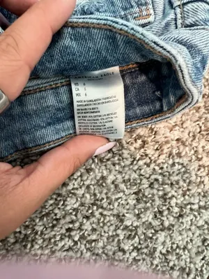 American Eagle Shorts Denim Distressed High-Rise thumbnail 2