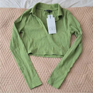 NWT Zara Green Ribbed Crop Top long sleeve collar medium thumbnail 1