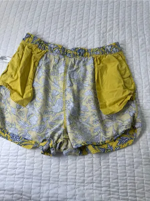 Universal Threads Waistband Yellow Floral High-Rise Pull-On Shorts Summer Size M thumbnail 8