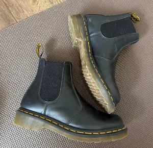 Dr. Martens Boots Black thumbnail 1