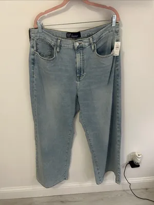 Gap High Rise Wide Leg Sweatpant Jeans thumbnail 3