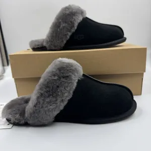 Ugg Australia Women’s Scuffette II Slippers Suede Black/Grey Size 7 New With Box thumbnail 2