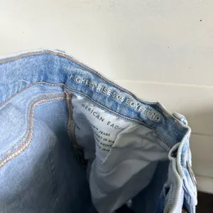 American Eagle Women’s 12 Short Highest Rise 90s Boyfriend Very Distressed Jeans thumbnail 7