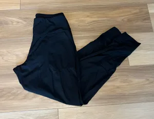 CRZ YOGA Black High-Rise Jogger Leggings with Pockets Medium thumbnail 1