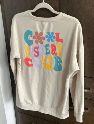 Cool sister club Sweatshirt‎ women’s medium thumbnail 1