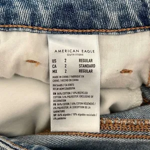 American Eagle Womens Mom Straight‎ Jeans Distressed Light Wash Blue Size 2 Reg thumbnail 9